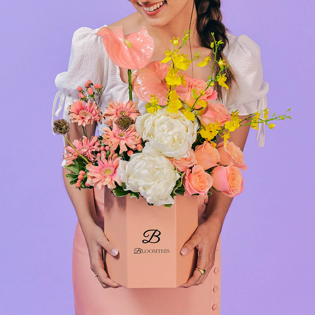 Adelaide White Peony Flower Box - Image 2