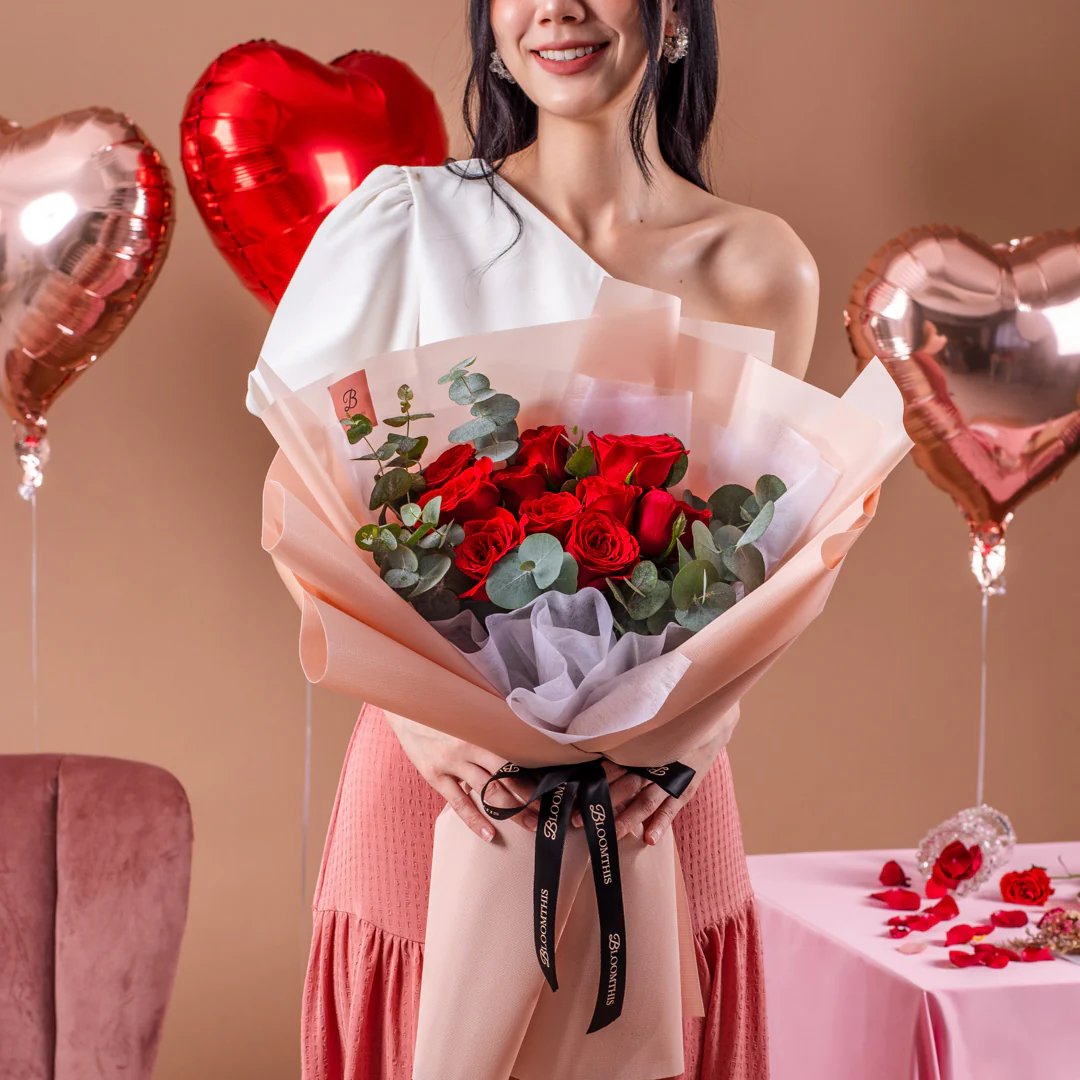 Ashley Red Rose Bouquet - Image 6