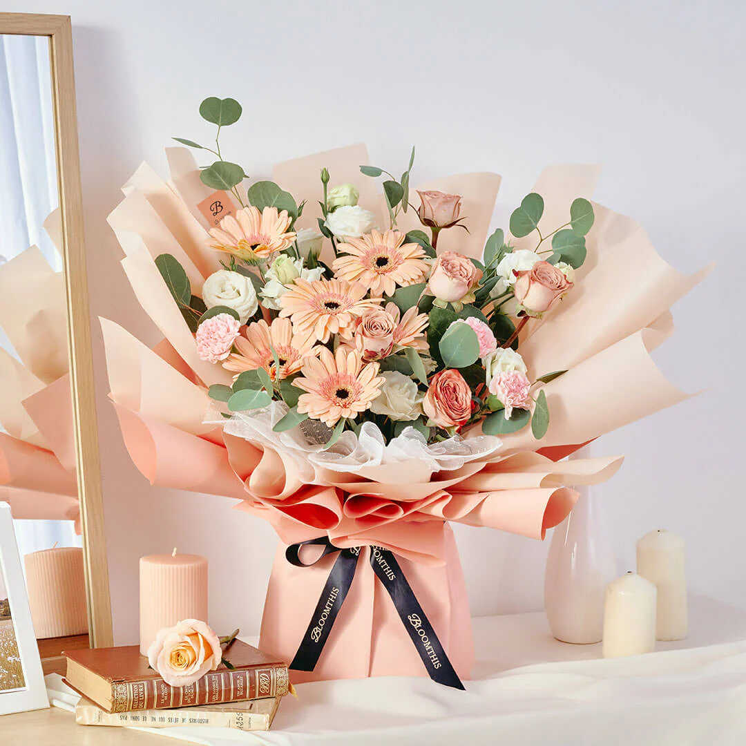 Blake Peach Gerbera Bouquet - Image 3