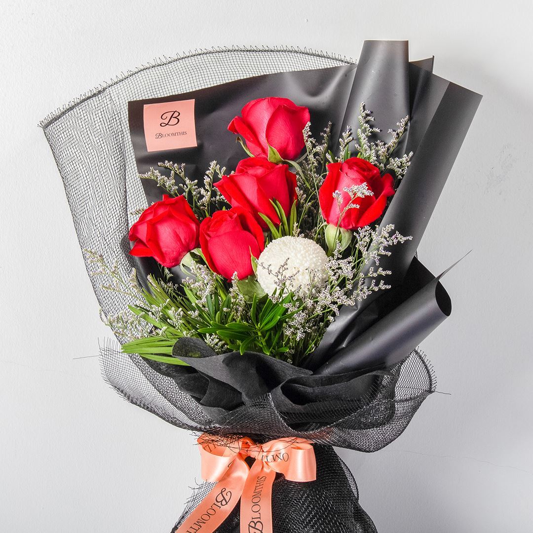 Evelyn Black Red Rose Bouquet - Image 3