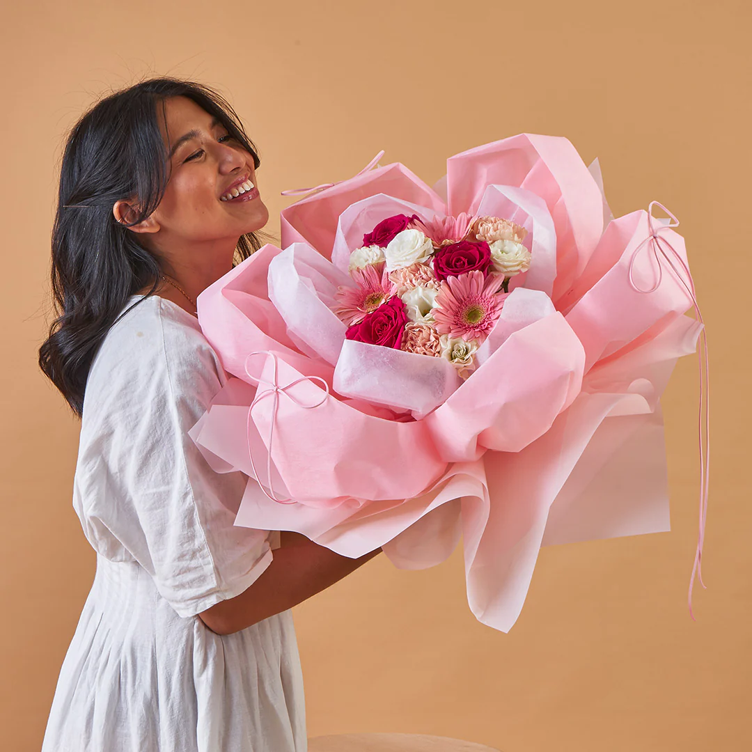 Imogen Pink Rose Mother's Day Petal Bouquet (MD) - Image 4