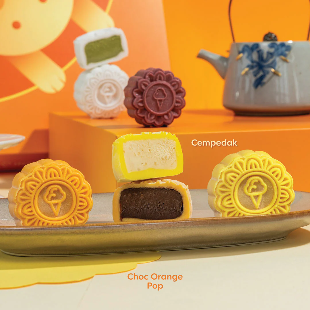 Inside Scoop 9-Piece Ice Cream Mini Mooncake Gift Set - Image 3