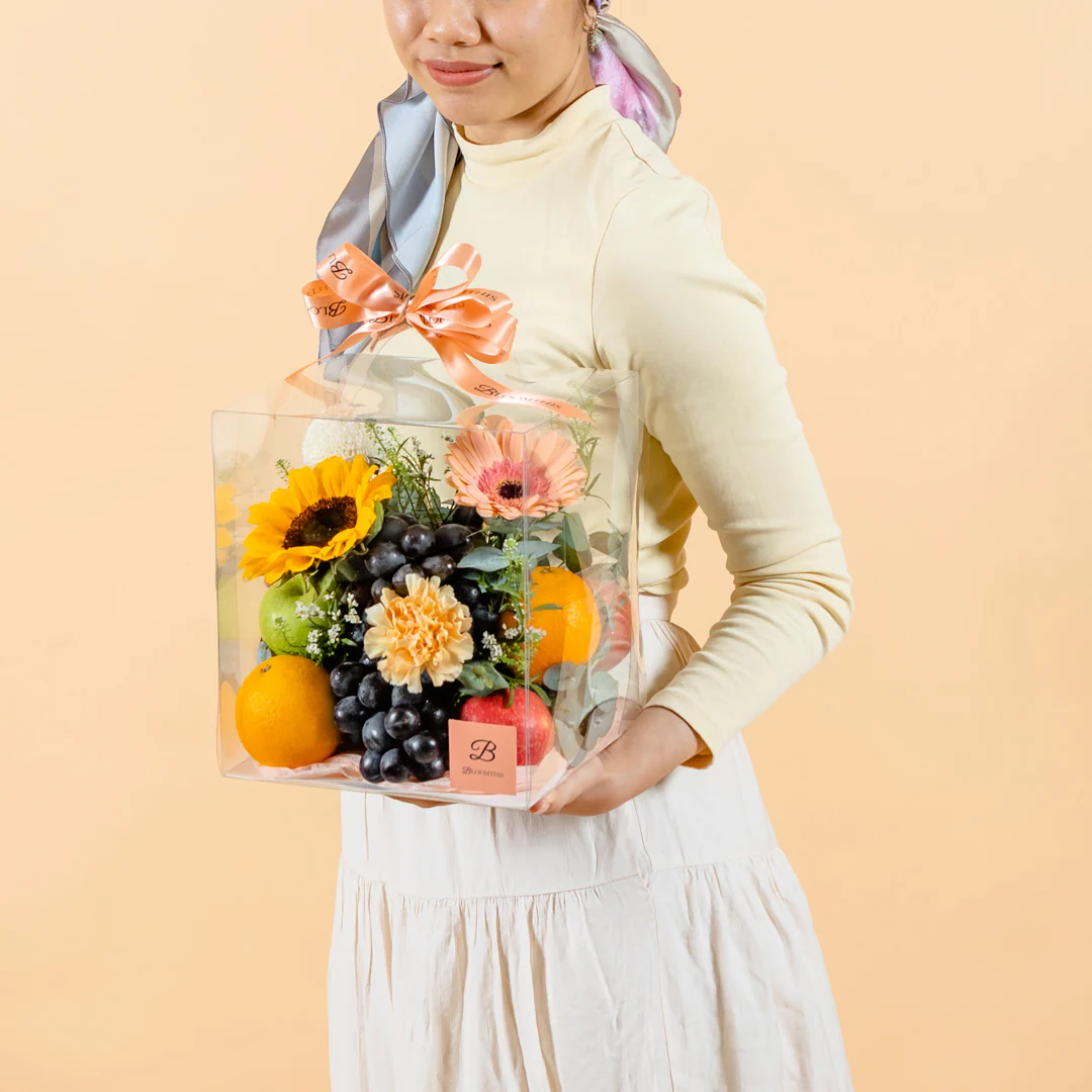 Luigina Flowers & Fruits Gift Box - Image 3