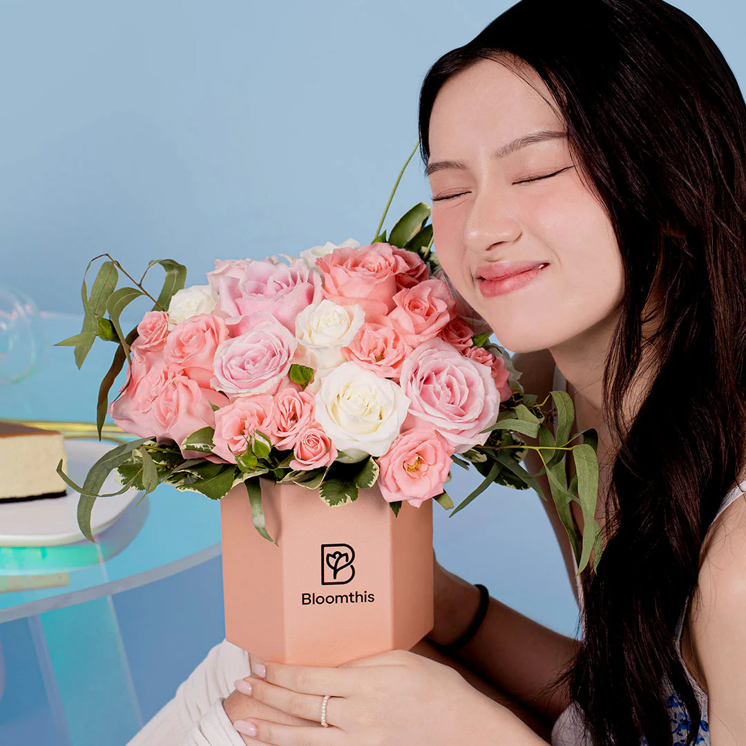 Mackenzie Pink Rose Flower Box - Image 4