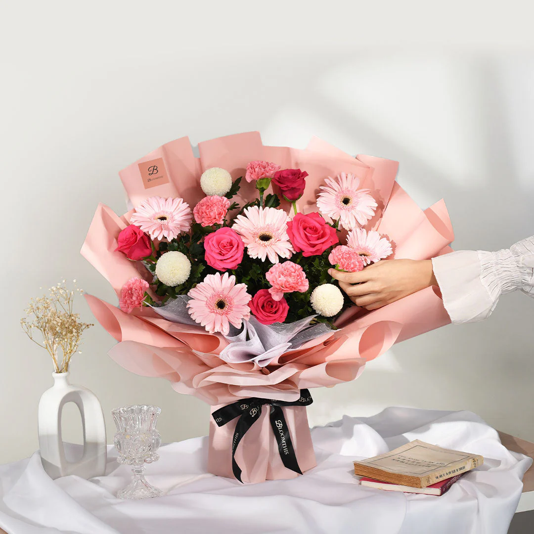 Marilyn Pink Carnation Bouquet (MDV) - Image 3