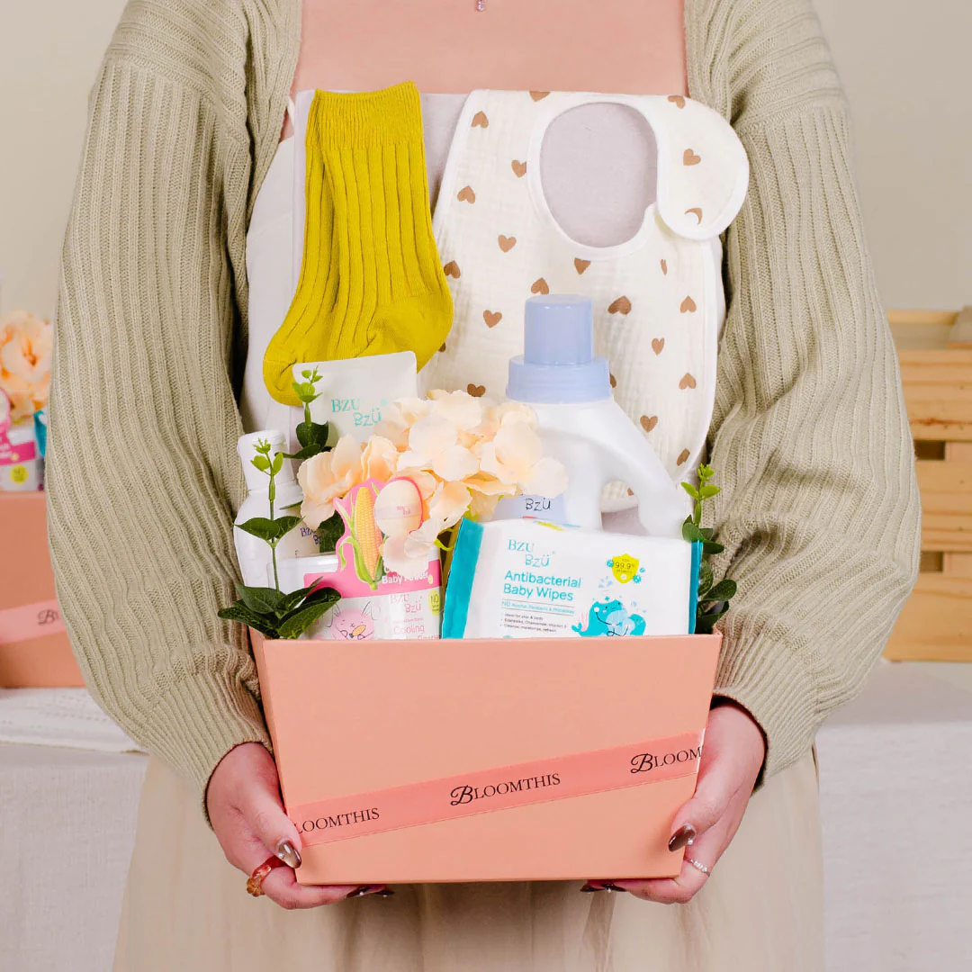 Ninetta Newborn Baby Hamper - Image 2
