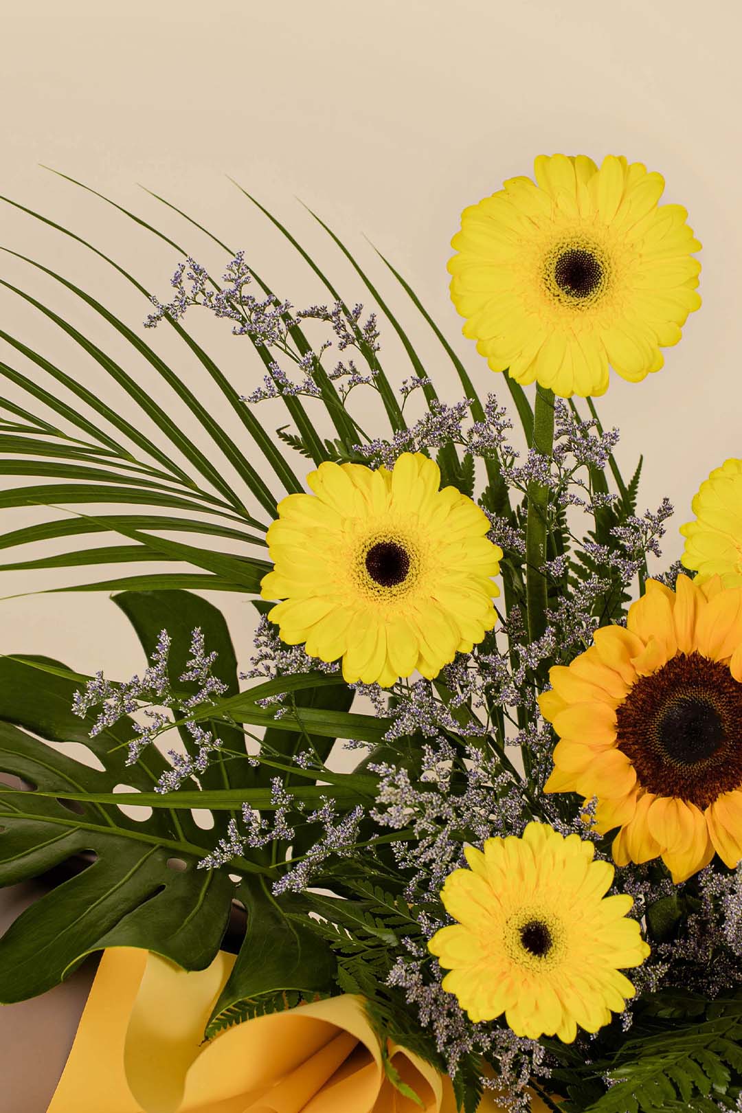 Samantha Grand Opening Flower Stand - Image 3