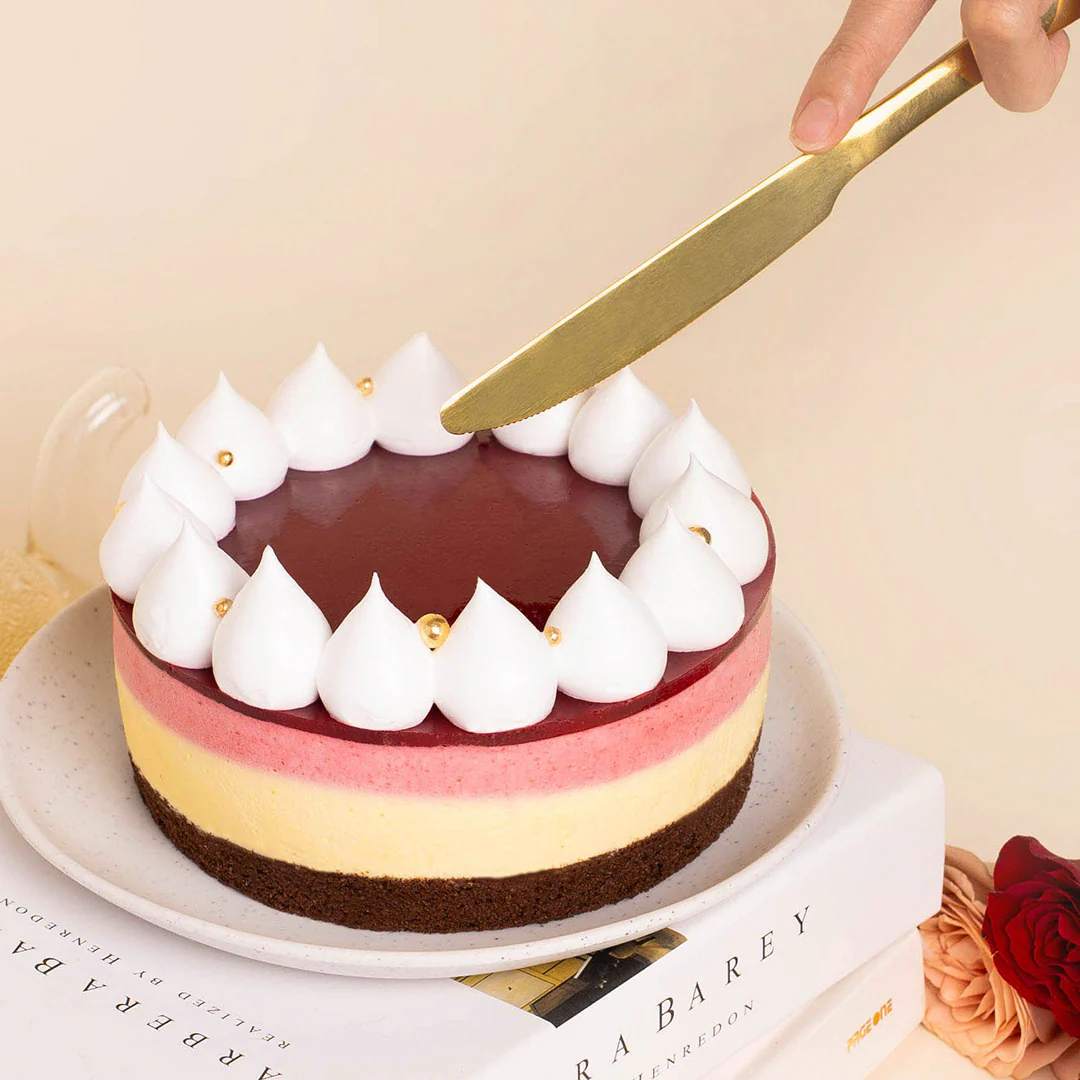 Sweet Stuff Wild Berries Chocolate Cake - Image 3