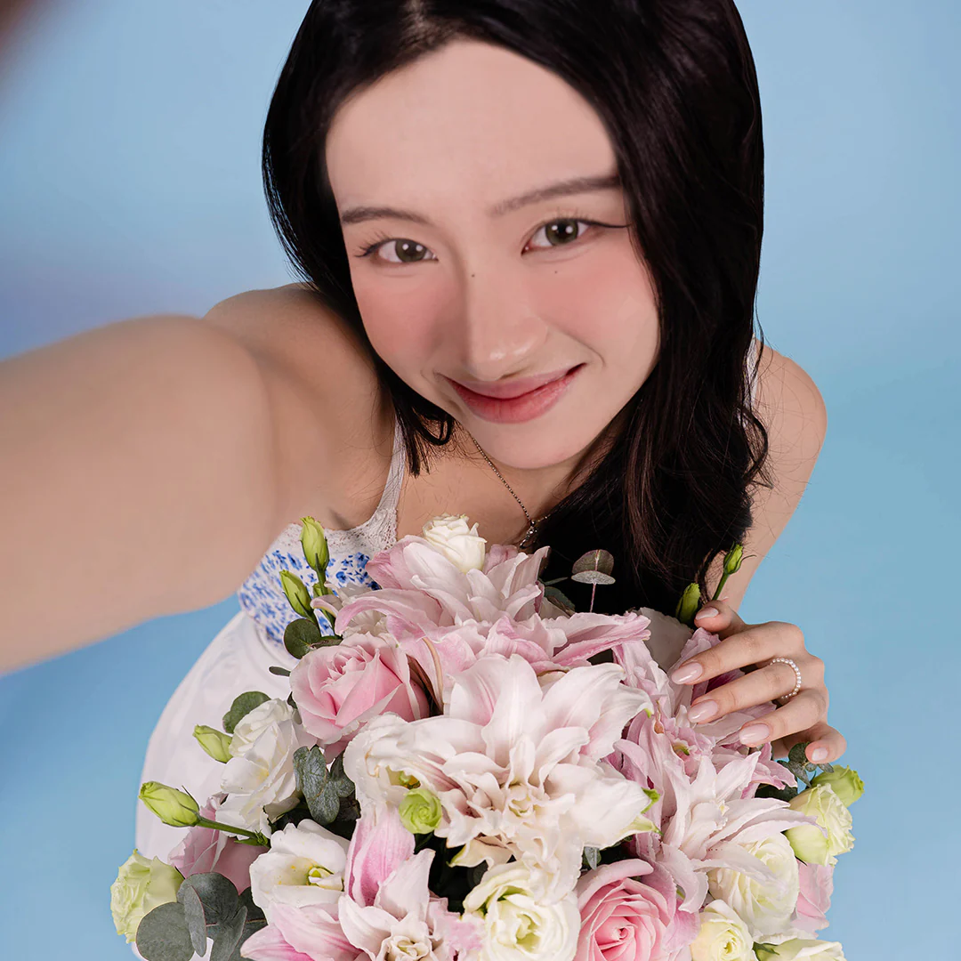 Tessa Pink Lily Flower Box - Image 6