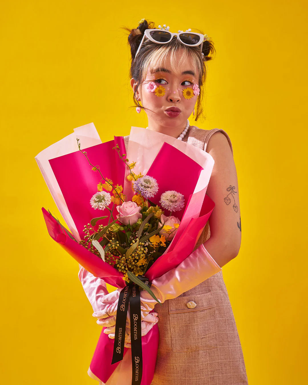 vibe check pink rose bouquet - Image 6